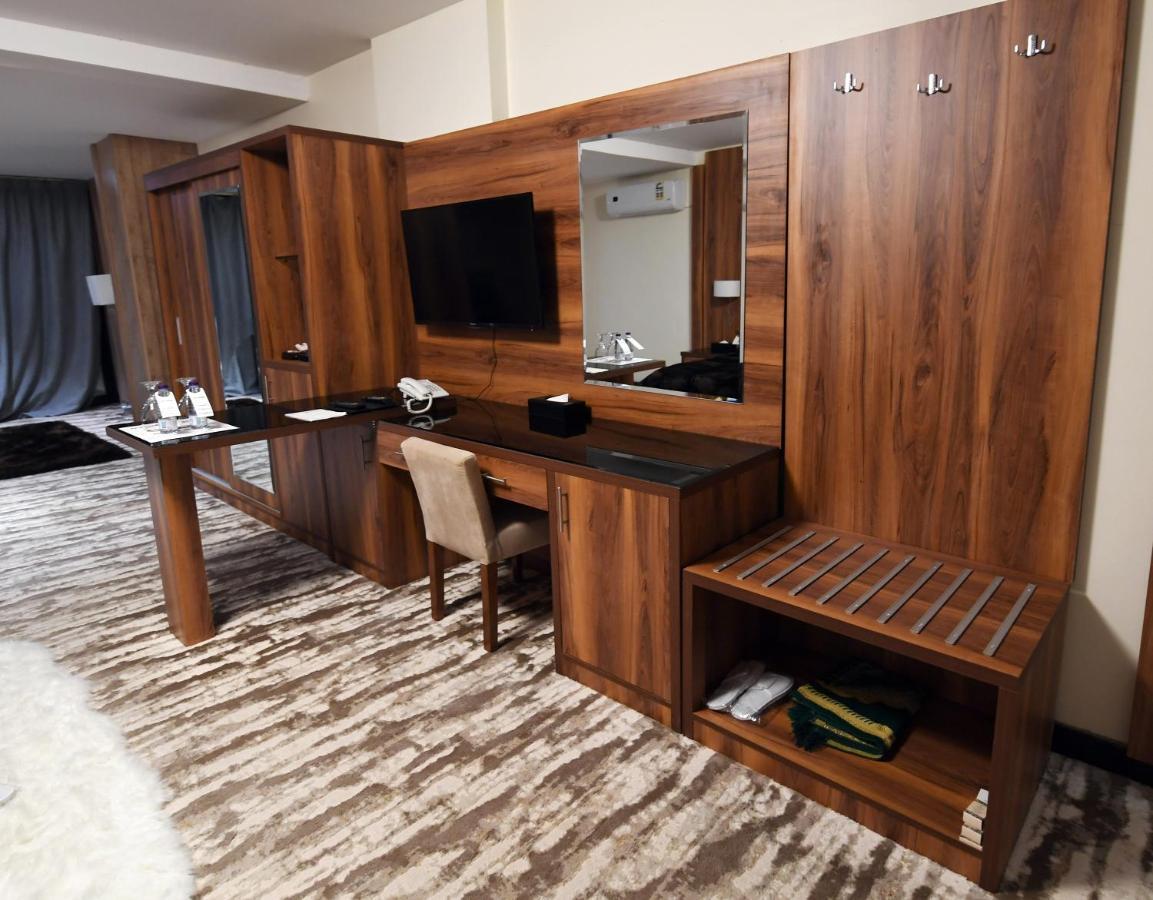 Azd Hotel Abha Eksteriør bilde